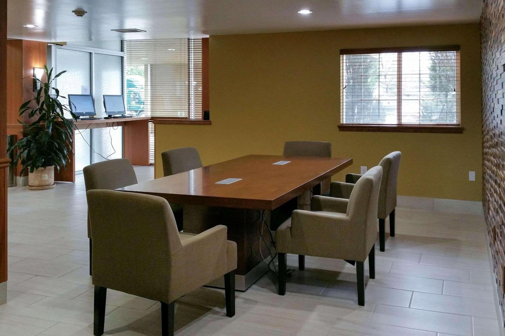 Country Inn & Suites By Radisson, Delta Park North بورتلاند المظهر الخارجي الصورة
