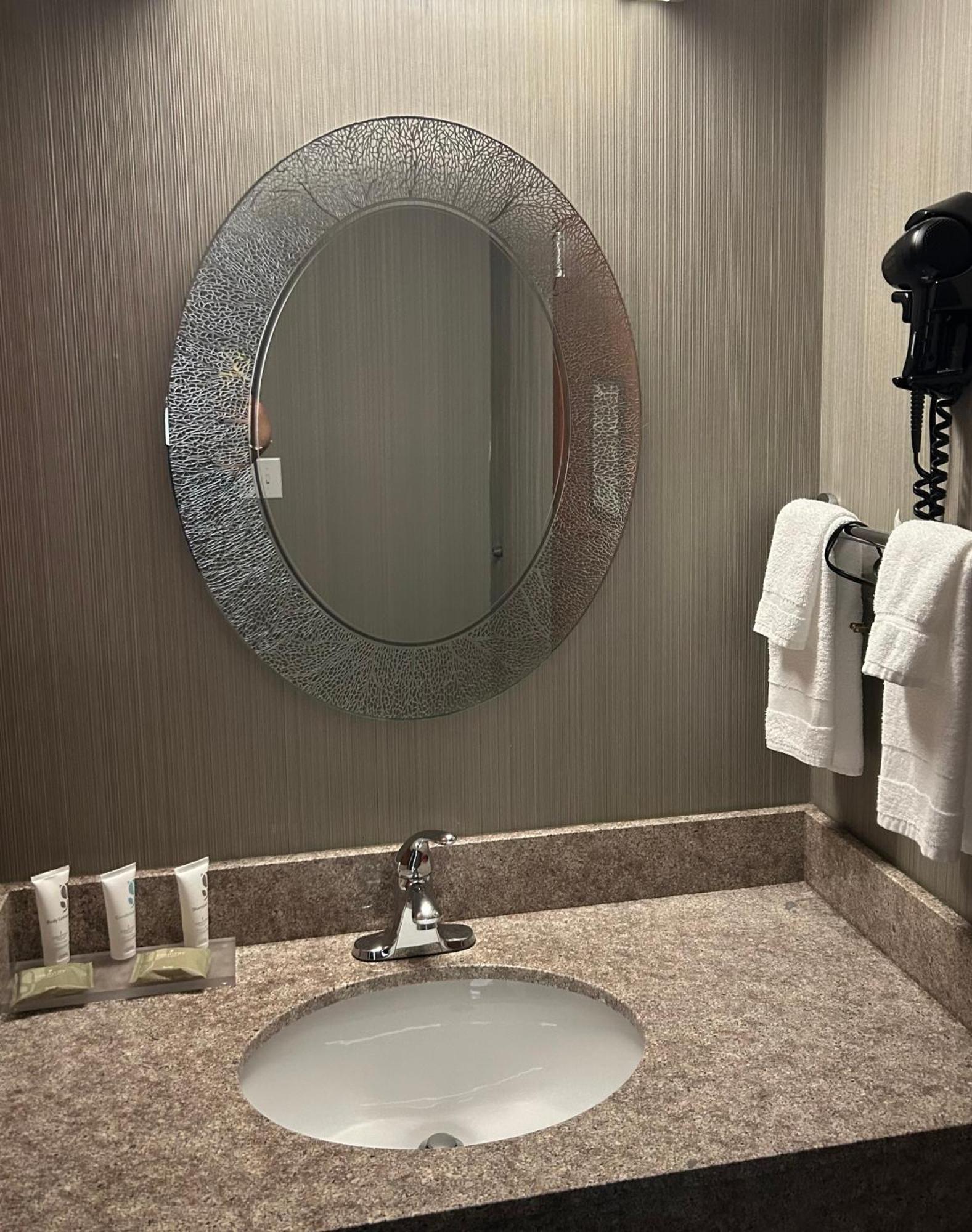 Country Inn & Suites By Radisson, Delta Park North بورتلاند المظهر الخارجي الصورة